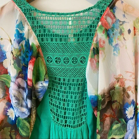 Ellemairco women’s boho bespoke flowy high low green floral crochet blouse - Med - Picture 7 of 13